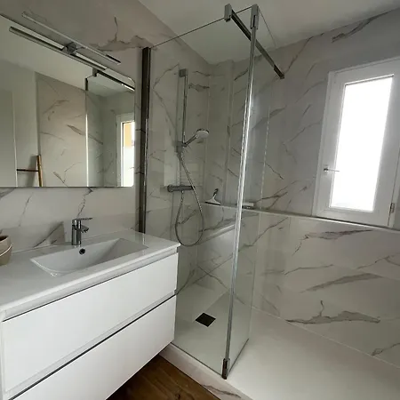 شقة T3 En Bord De A Avec Parking Securise - Fr-1-374-235 *