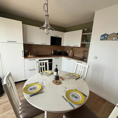 T3 En Bord De A Avec Parking Securise - Fr-1-374-235 *